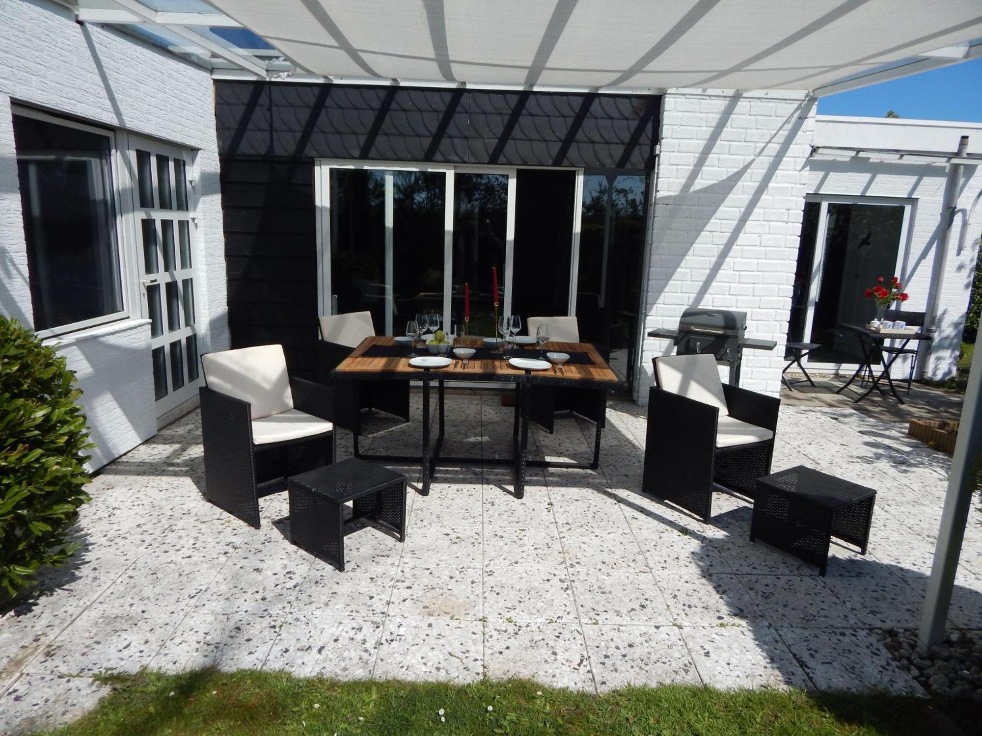 Wunderschoenes-Freistehendes-Ferienhaus-An-Der-See-Sauna-Strand-Yachthafen-Wlan Bruinisse Bagian luar foto